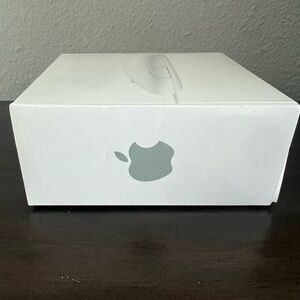 Apple Magic Mouse 2 White Wireless Bluetooth A1296 NEW Sealed Mac iMac.